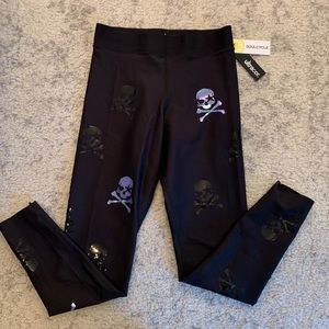BNWT ultracor x SoulCycle skull print leggings